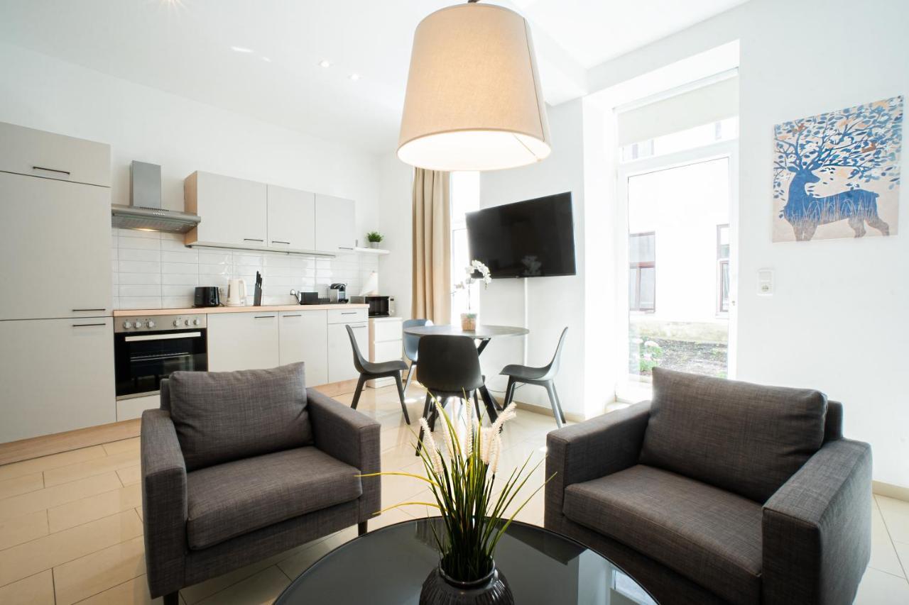 Modern And Lovely Apartment Next To Subway Station Вена Экстерьер фото